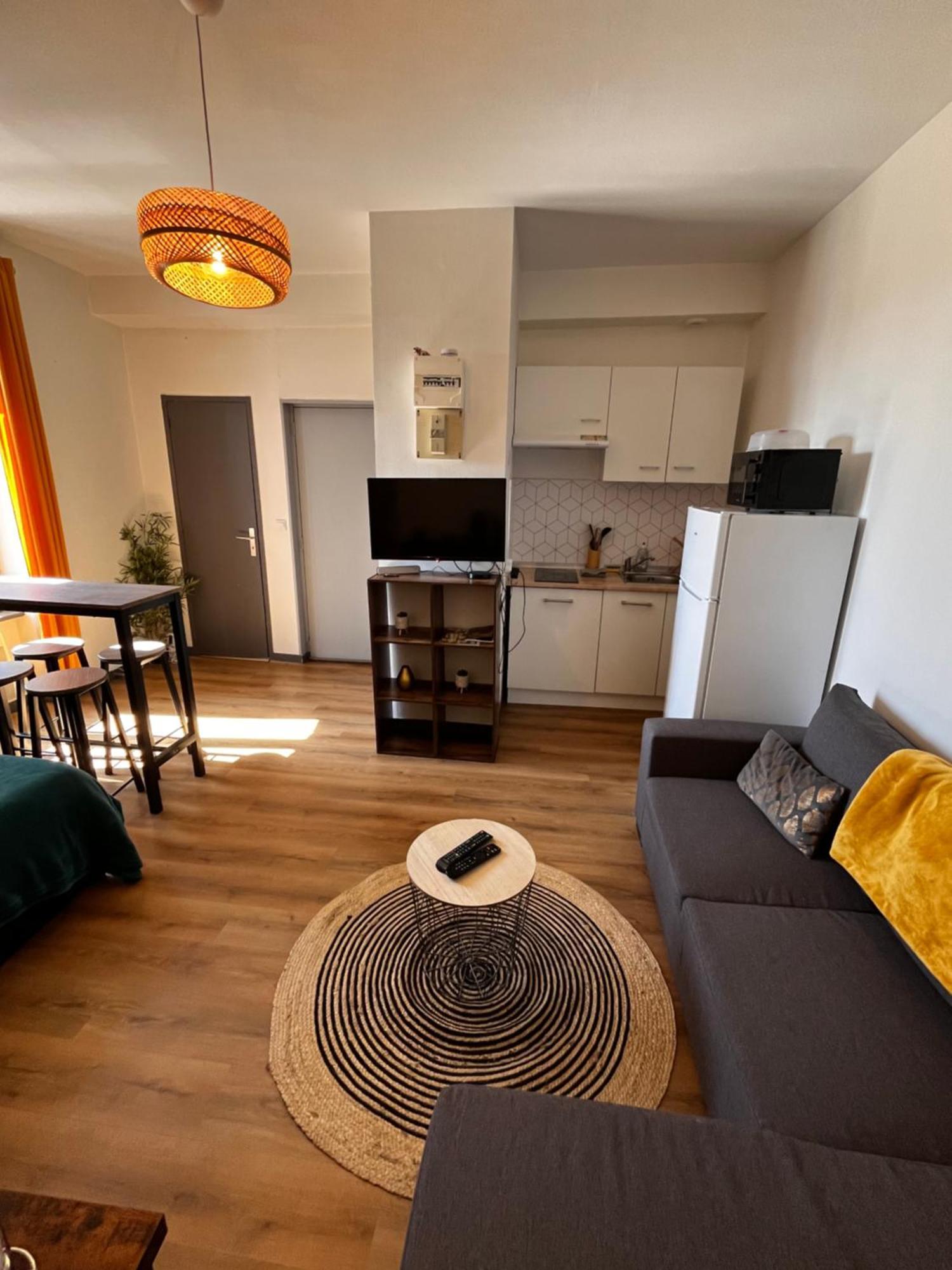 Studio Lorient Proche Centre Gare Wifi Netflix Exterior foto